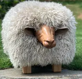 Sheep Footstool in Barley Colour Sheepskin – Tweed yourself
