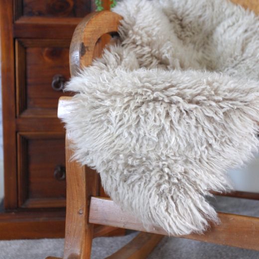 Curly sheepskin rug in barley u2013 Tweed yourself Curly sheepskin rug in barley by Tweed yourself